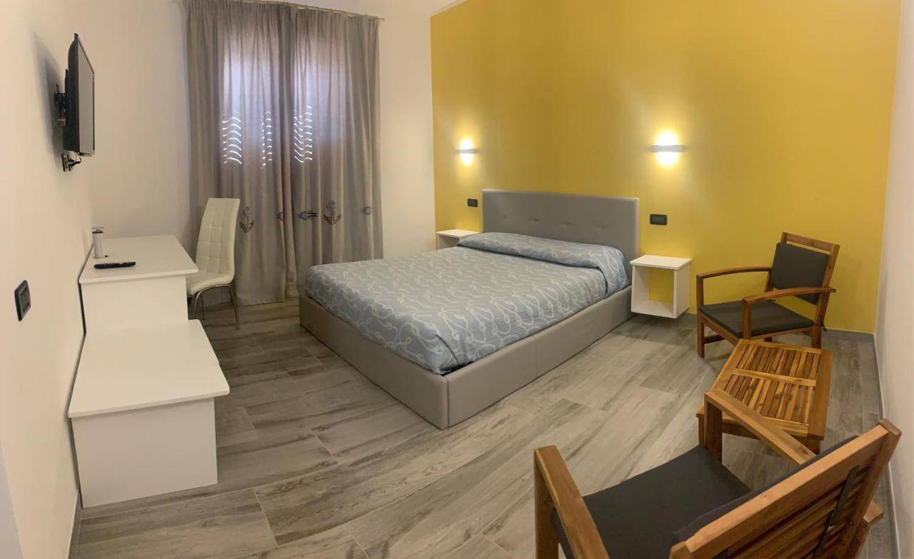 Residenza “La Vecchia Ancora” Bed & Breakfast Castelsardo Exterior photo