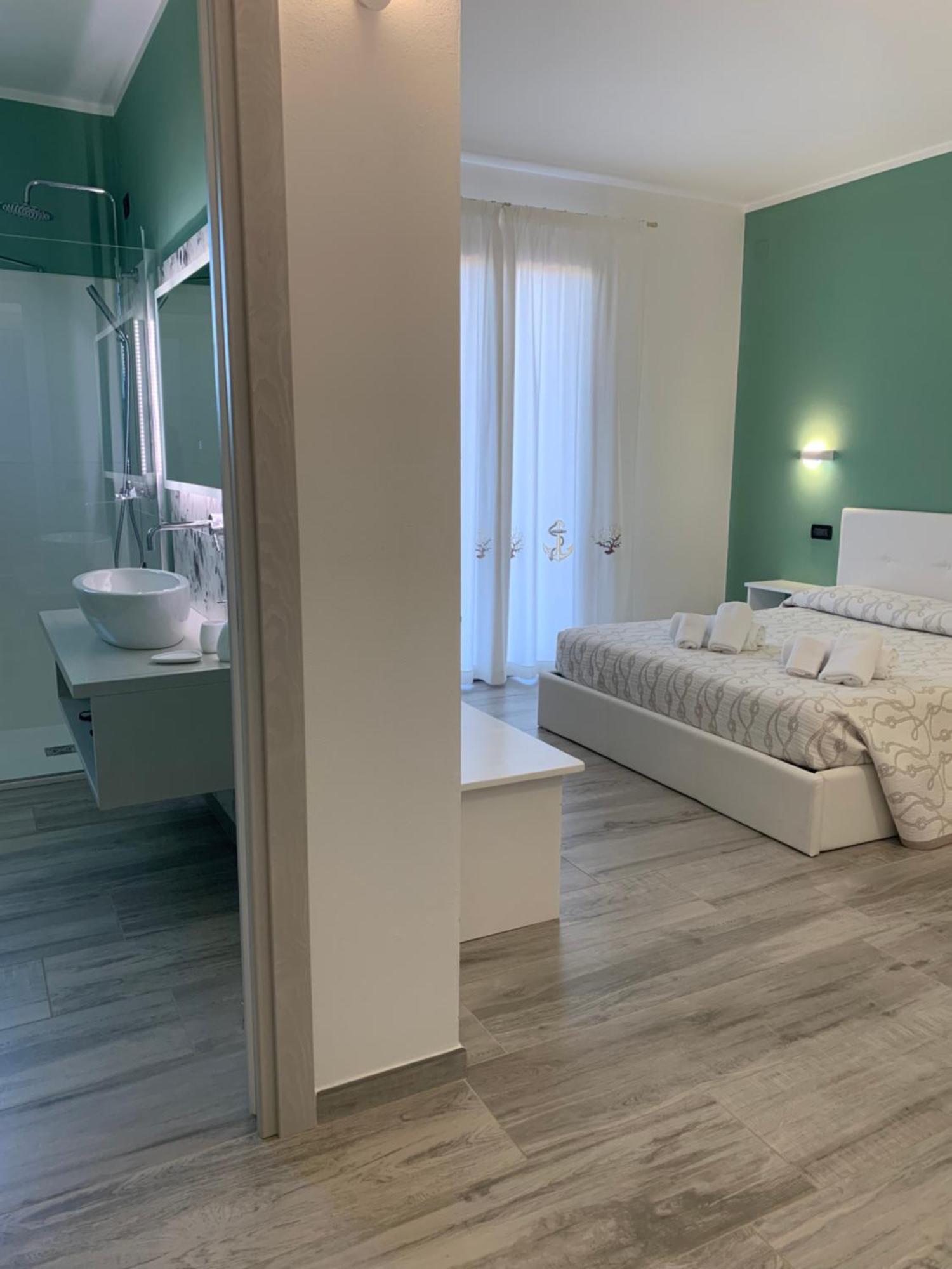 Residenza “La Vecchia Ancora” Bed & Breakfast Castelsardo Exterior photo